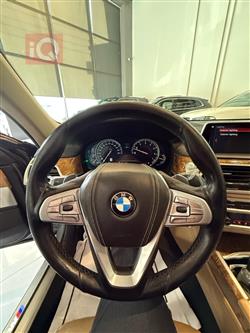 بي ام دبليو الفئة 7